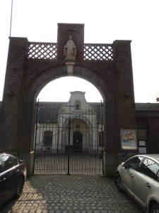 Entrada do mosteiro de São Benedito (Achel).